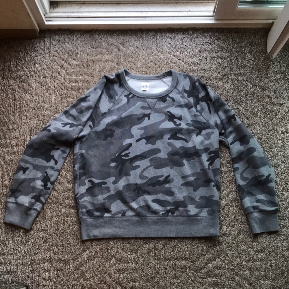 Gap grey camo sweatshirt